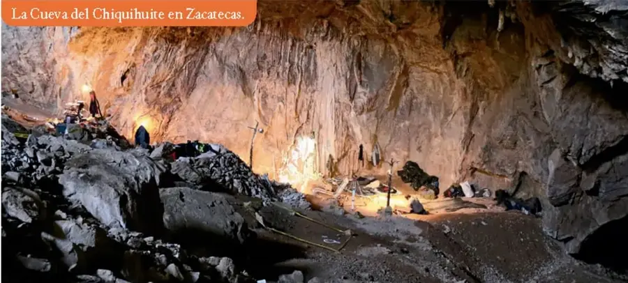 Fotografía de la Cueva del Chiquihuite en Zacatecas, con excavaciones arqueológicas.