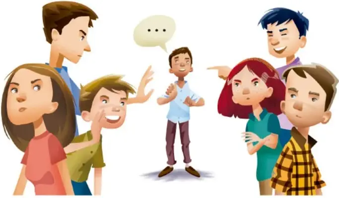 Ilustración de un grupo diverso de jóvenes conversando entre sí; uno de ellos tiene una burbuja de diálogo con puntos suspensivos, representando el intercambio intercultural. Crédito: Beatriz Saldaña Peláez, Ciudad de México.