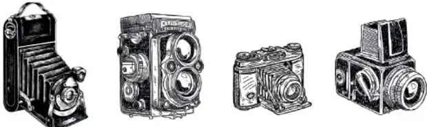 Cuatro cámaras fotográficas dibujadas en blanco y negro, de distintas épocas: de fuelle antigua, de dos objetivos, compacta clásica y réflex con flash.