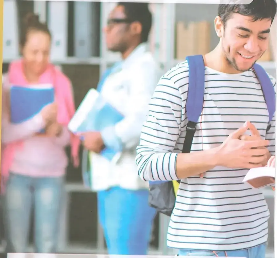 Figura 2 de Estudios Sociales 8° · 2025