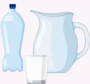 Ilustración de una botella de refresco, una jarra y un vaso que representan cantidades de 1/2 L, 1 L y 1/4 L respectivamente.