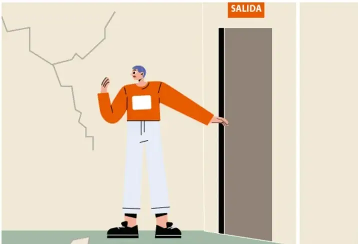 Ilustración de una persona junto a una puerta con el letrero 'SALIDA'; la pared presenta grietas, lo que sugiere una evacuación por sismo.