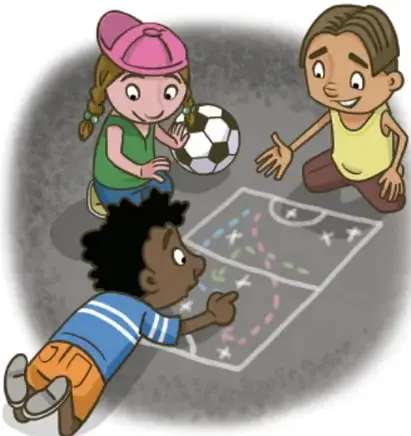 Tres niños planeando jugadas de fútbol sobre un dibujo de la cancha en el piso; crédito: Atzimba Gabriela Aguilar Nájera, Yucatán.