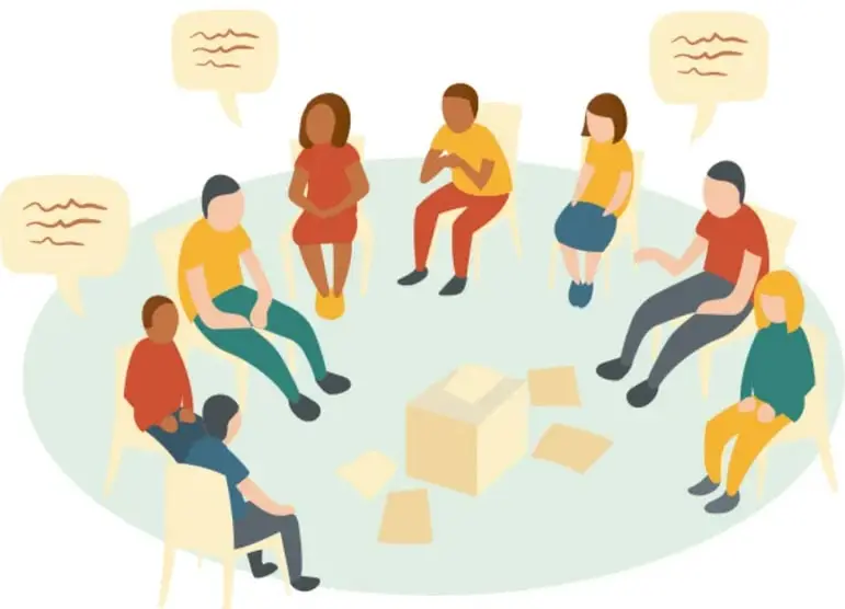 Ilustración de ocho estudiantes sentados en círculo alrededor de una caja de cartón que funciona como buzón; varios tienen globos de diálogo con líneas que representan sus opiniones.