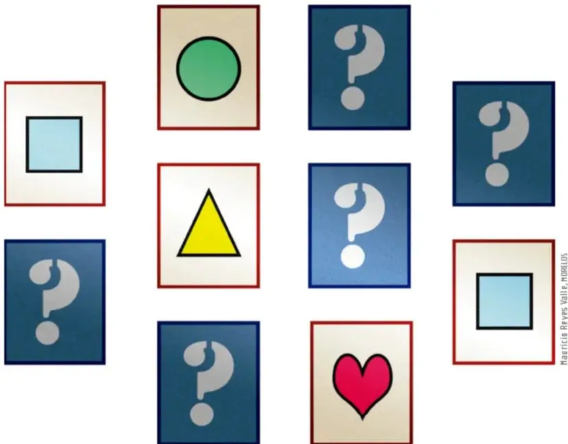 Memorama con varias cartas: algunas bocabajo con signos de interrogación sobre fondo azul y otras destapadas mostrando figuras (círculo verde, cuadrado azul claro, triángulo amarillo, corazón rojo). Crédito: Mauricio Reyes Vall/morelos.