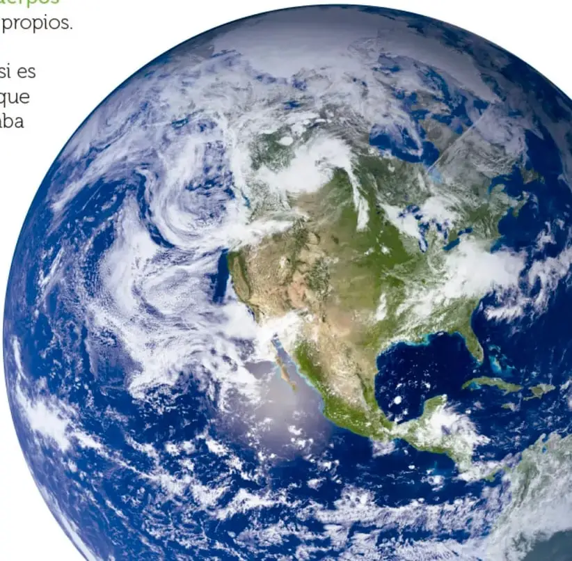 Fotografía del planeta Tierra vista desde el espacio, mostrando América del Norte, océanos azules y nubes blancas.