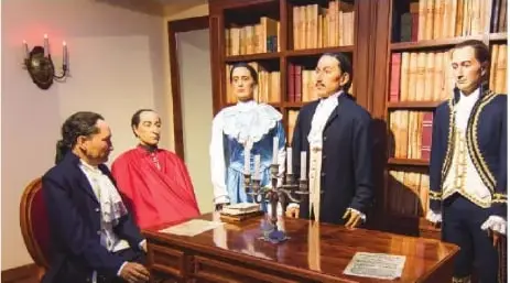 Escena de la reunión realizada en la casa de Manuela Cañizares la noche del 9 de agosto de 1809, cuando se conformó la Junta Soberana de Gobierno.