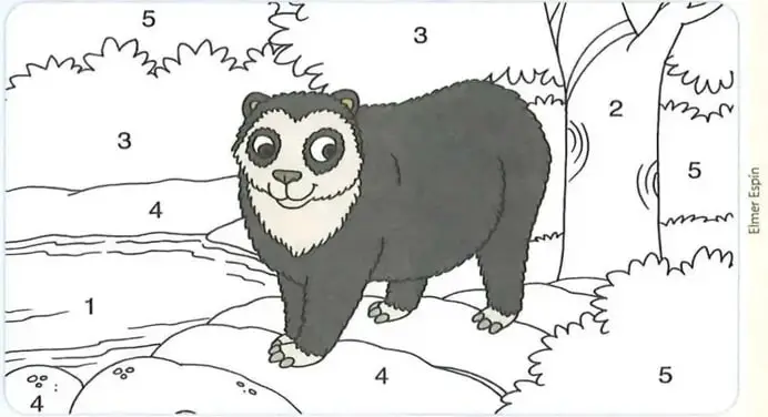 Actividad para colorear un oso de anteojos en un bosque nublado usando una clave numérica.