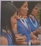 Fotografía de mujeres shuar con vestimenta tradicional.