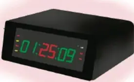 Relojes digitales tipo alarma con pantalla mostrando 01:25:09, acompañan las definiciones de segundo, minuto y hora. Fotografía de María José Salas González, Jalisco.