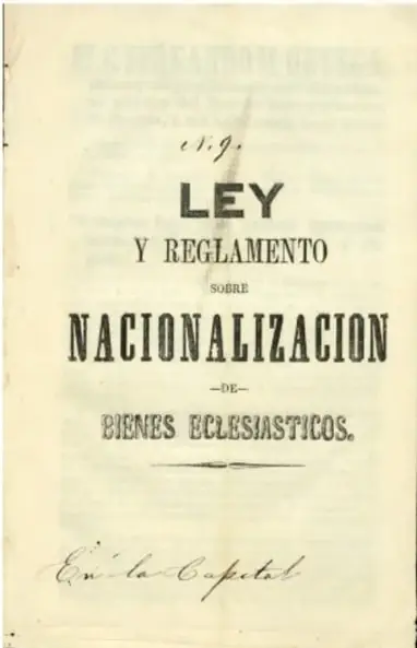 Portada del documento 'Ley y Reglamento sobre Nacionalización de Bienes Eclesiásticos', con anotación manuscrita 'Cirila Capetillo'.