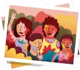 Fotografía de una familia sonriendo y un conjunto de lápices de colores.