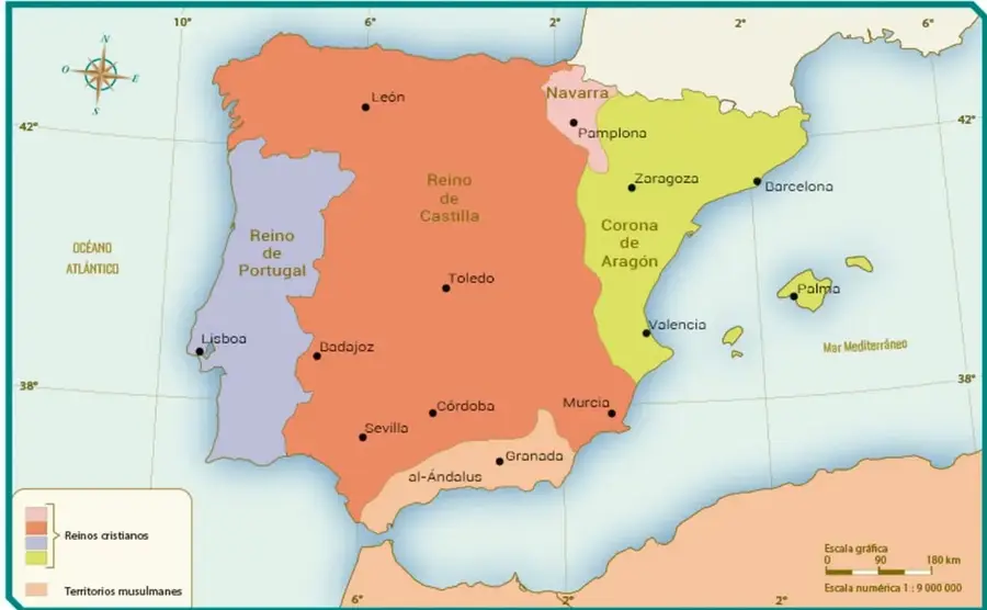 Mapa de la península ibérica en el siglo XV con la división política: Reino de Portugal, Reino de Castilla, Corona de Aragón, Navarra y al-Ándalus. Incluye rosa de los vientos, escala gráfica de 0 a 180 km y escala numérica 1:9 000 000.
