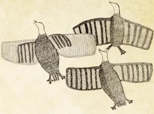Tres aves estilizadas con líneas verticales en el cuerpo, dibujadas sobre la piedra.