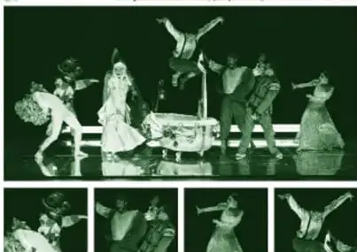 Fotografía a color (en tinta verde) de la puesta en escena de (Esc)afandra: ocho personajes en un escenario, uno saltando hacia una tina de baño y otro con equipo de buceo acercándose; debajo, cuatro recuadros con tomas parciales de la misma escena.
