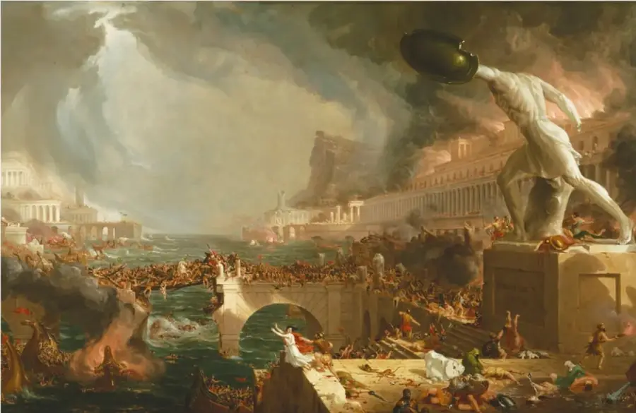 Pintura que representa la caída de Roma: una estatua colosal derribada, edificios en llamas, multitudes y barcos en un puerto, simbolizando el fin del Imperio romano.