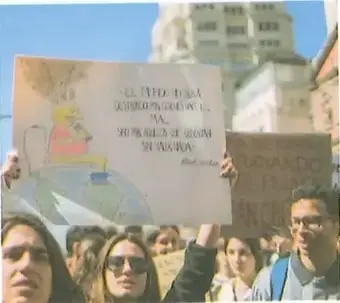 Figura 3 de Estudios Sociales 8° · 2025