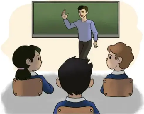 Maestro frente al pizarrón dando clase a tres estudiantes sentados.