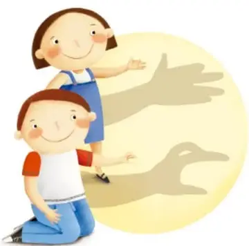 Ilustración de dos niños sonrientes (una niña de overol azul y un niño de playera blanca y roja) que forman con sus manos sombras con forma de animales sobre un círculo amarillo que simula la luz.