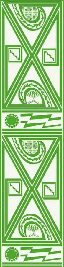 Franja vertical verde con motivo geométrico indígena repetitivo: triángulos entrelazados formando una X, círculos con retícula y serpiente emplumada, escalinatas, ruedas dentadas y relámpagos, en estilo gráfico prehispánico.