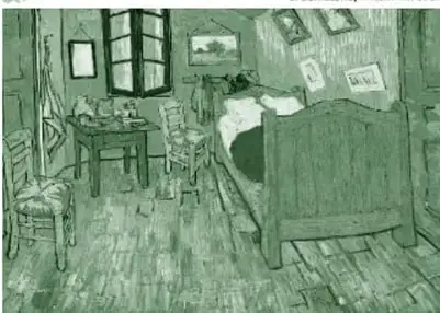 Reproducción de 'El dormitorio' de Van Gogh: habitación con cama de madera, ventana al fondo, sillas, mesita, ropa colgada, cuadros y espejo en las paredes, piso de madera.