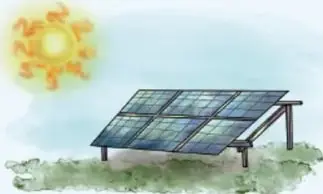 Panel solar con patas de metal sobre pasto, con el sol amarillo brillando detrás. Crédito: Estrella Saraí Mata Medina, Tamaulipas.