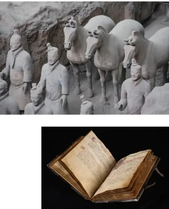 Esculturas de guerreros y caballos del Ejército de Terracota chino.