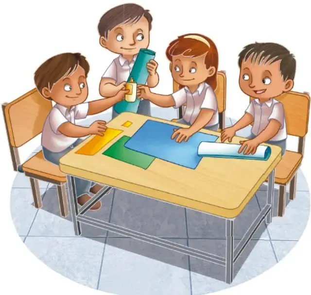 Ilustración de cuatro estudiantes sentados alrededor de una mesa trabajando con papeles de colores, pegamento, un tubo de papel y tijeras, organizando su plan.