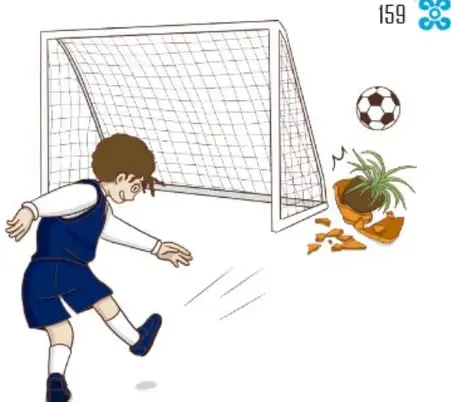Niño pateando un balón hacia una portería; maceta de plantas volcada con tierra regada.