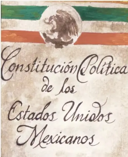 Portada de la Constitución Política de los Estados Unidos Mexicanos con los colores de la bandera nacional y el Escudo Nacional.