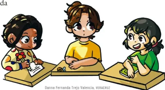 Tres estudiantes sentados en banca escolar: una niña de piel morena escribe, un niño de cabello castaño escucha y una niña de cabello negro sonríe.