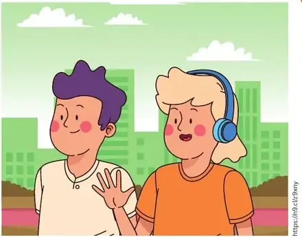 Dos chicos: uno habla y el otro escucha con audífonos en una escena urbana.