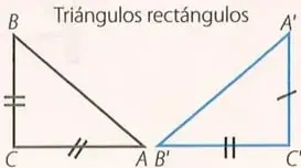 Triángulo isósceles ABC con la mediana AD trazada hacia el lado BC.