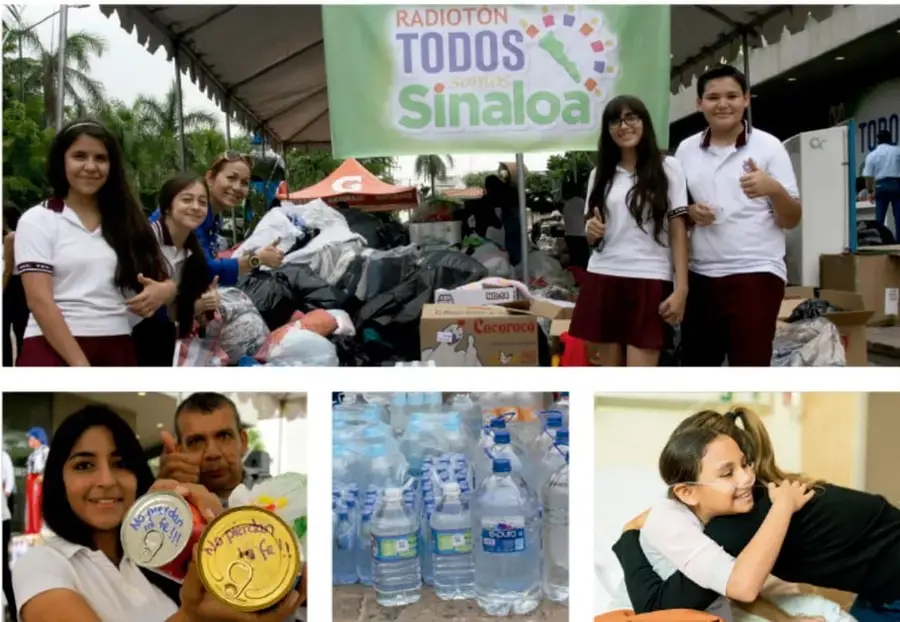 Fotografía grande de estudiantes participando en la campaña 'Radiotón Todos somos Sinaloa', recolectando ropa y donativos en bolsas y cajas al aire libre.
