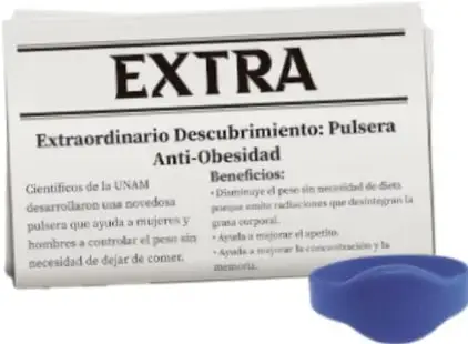 Recorte de periódico sensacionalista titulado 'EXTRA' que anuncia una 'Pulsera Anti-Obesidad' con afirmaciones como 'elimina la necesidad de dieta' y 'ayuda a mejorar el apetito'. Incluye la imagen de una pulsera azul.