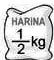 La bolsa con pan tiene mayor masa que la bolsa de harina de 1/2 kg.