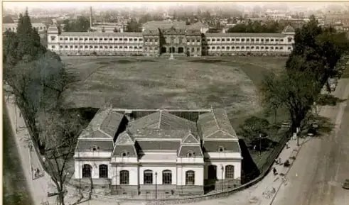 Desfile en el Colegio Militar de Popotla, 1950.
