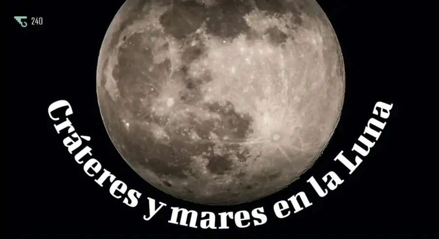 Fotografía de la Luna llena en la que se aprecian sus manchas oscuras (mares) y zonas claras, con el título 'Cráteres y mares en la Luna' escrito en forma curva alrededor de ella.