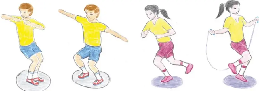 Cuatro dibujos a colores de niños en camiseta amarilla: uno gira la cintura con los brazos, otro se inclina con brazos extendidos, una niña corre y otra salta la cuerda. Crédito: Gabriel Ramón García, Veracruz.