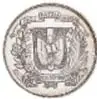 Fotografía del anverso de una moneda de plata (Un Peso, República Dominicana, 1952), diámetro 38 mm, con el escudo nacional.
