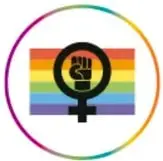 Ilustración de dos personas besándose bajo un arcoíris multicolor.