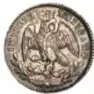 Fotografía del anverso de una moneda de cinco centavos del Imperio de Maximiliano, acuñada en México en 1866, plata, 14 mm de diámetro.