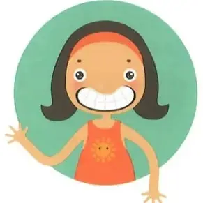 Niña con una sonrisa tensa y la palabra «intranquila».