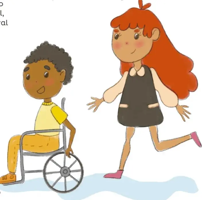 Un niño sonriente en silla de ruedas (relacionado con el derecho 5) y una niña pelirroja que corre junto a él.