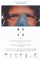 Pósters de los cortometrajes El buzo (rostro con equipo de buceo), Los ausentes (ilustración roja con calaveras), El trompetista (personaje de animación con trompeta) y Defectuosos (titiritero con marionetas).