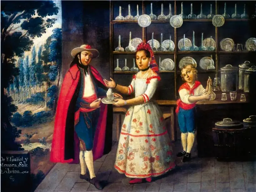 Cuadro de Ramón de Torres, 'De español y morisca, albino' (finales del siglo XVIII): pareja en un interior con vajillas; el hombre con capa roja ofrece algo a la mujer con falda blanca estampada; un niño al fondo. Museo Nacional de Historia, Castillo de Chapultepec.