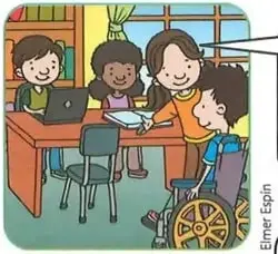 Un grupo de estudiantes realiza el deber junto.