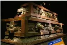 Reconstrucción de la fachada de la Pirámide de Quetzalcóatl de Teotihuacan, resguardada por el Museo Nacional de Antropología e Historia, Ciudad de México.