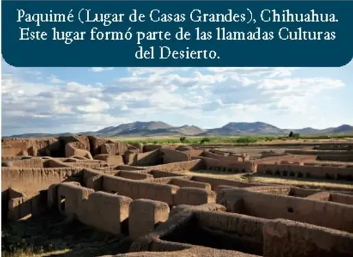 Fotografía de las ruinas de Paquimé, Chihuahua, con muros de tierra y paisaje desértico.