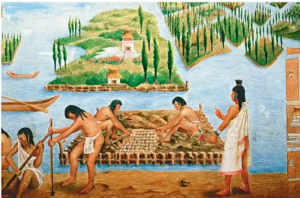 Ilustración de una escena mesoamericana: personas trabajando en una chinampa rodeada de agua, con canoas, un templo y un personaje con vestimenta ritual.